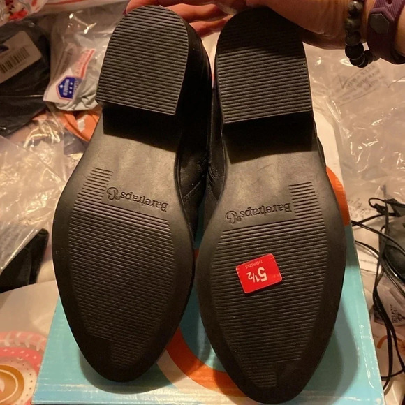 Baretraps Guenna Booties - Picture 12 of 12